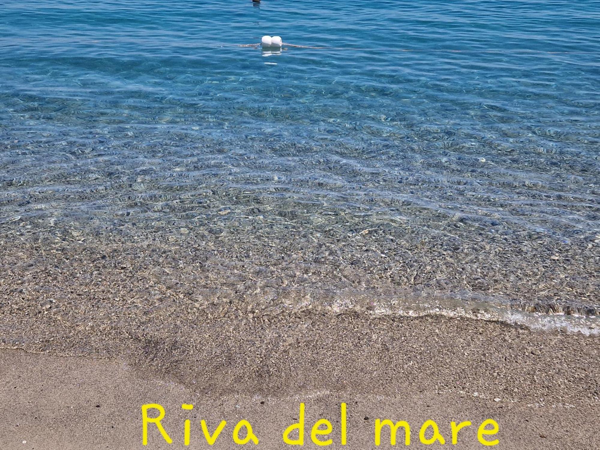 Santa Caterina Dello Ionio MarinaNina'S House 3 , A 300 Metri Dal Mareアパートメント エクステリア 写真