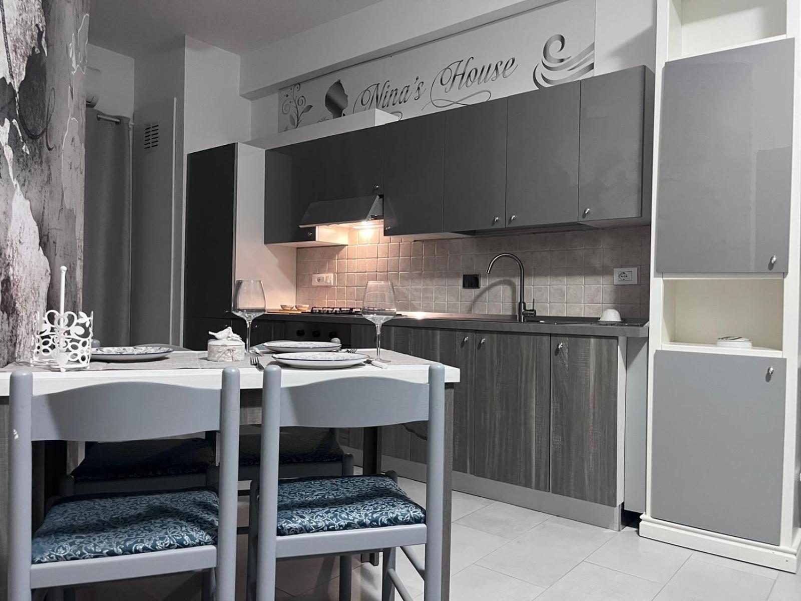 Santa Caterina Dello Ionio MarinaNina'S House 3 , A 300 Metri Dal Mareアパートメント エクステリア 写真